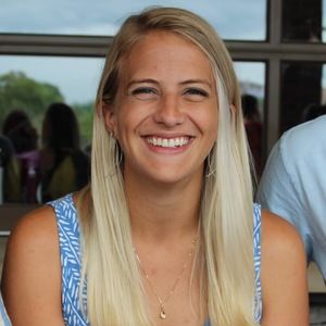 Meet your Posher, Caroline